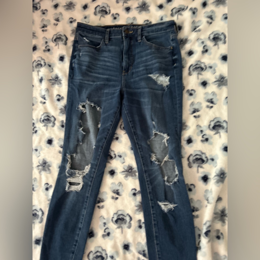 American Eagle Outfitters High Rise Blue Jeans